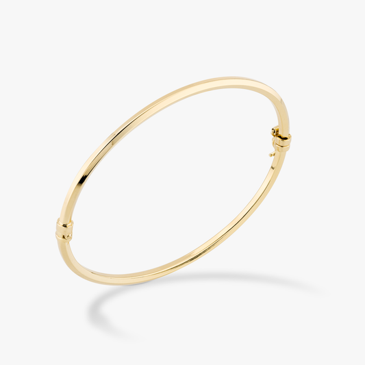 Oval Hinged Bangle in 18k gold over sterling silver