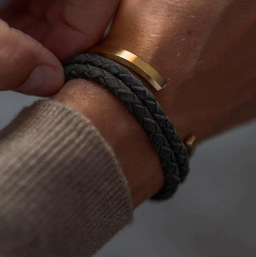 Simplistic Bracelet - Gold