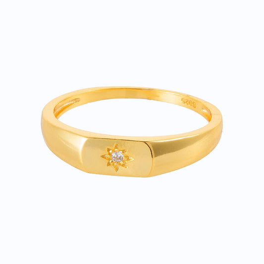 BOLD STAR SIGNET RING