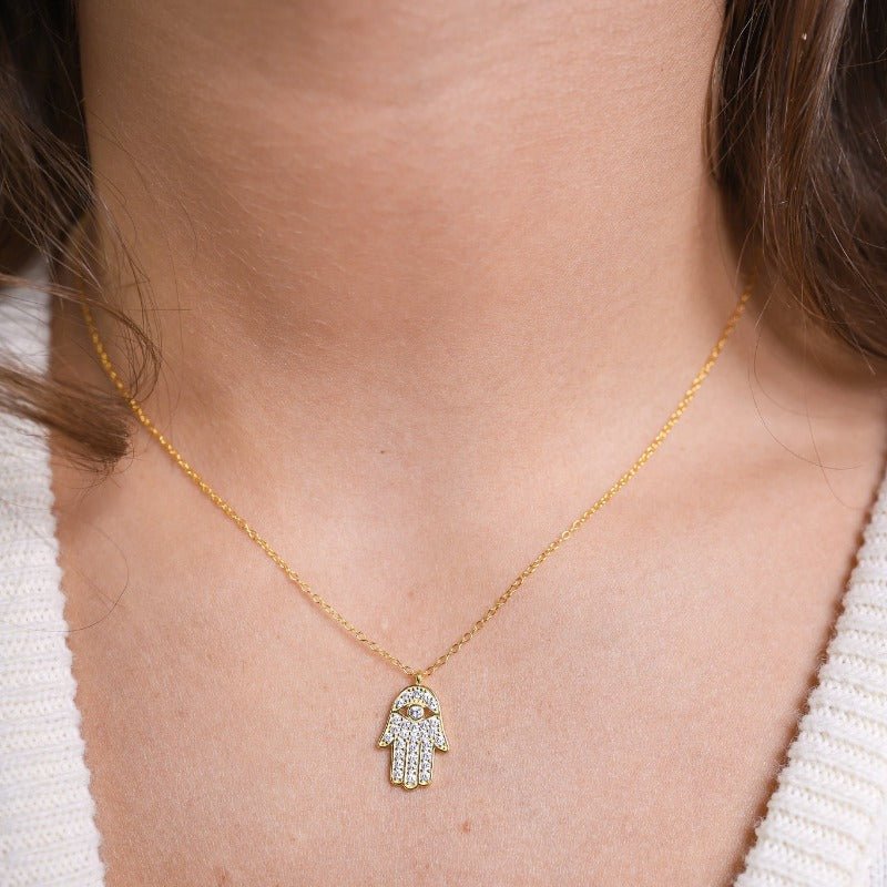 HAND NECKLACE